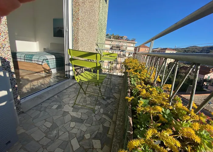 Casa Gio, Un Passo Dal Mare, Vista Panoramica * Albisola Superiore