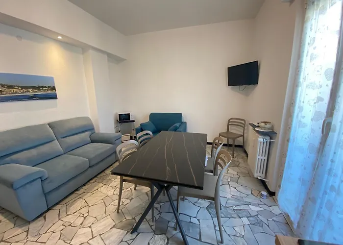 Casa Gio, Un Passo Dal Mare, Vista Panoramica * Albisola Superiore